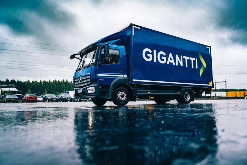 Gigantti Oulunkylään Tallbergin tehokkaaseen logistiikkakiinteistöön
