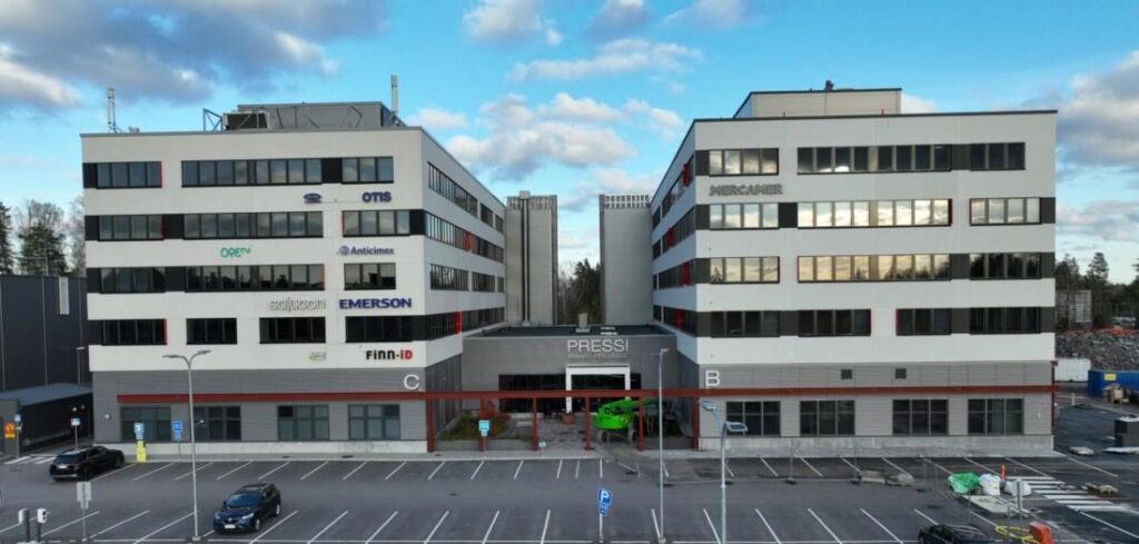 Energiatehokas ja elinkaariviisas toimitilakohde Pressi B-talo valmistui