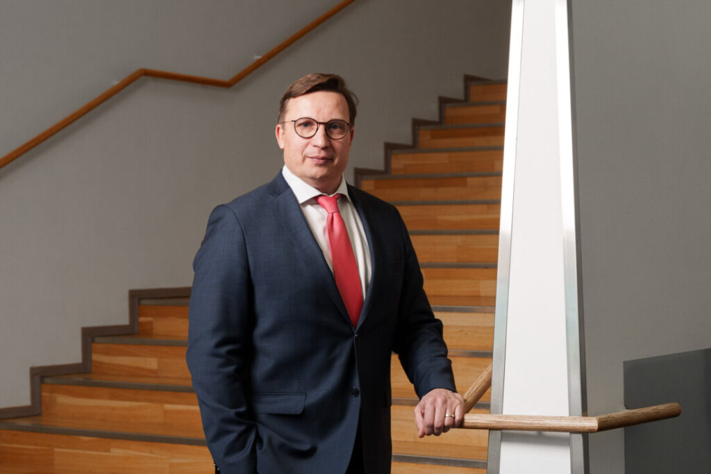 Palveluhalukas ja tykätty Tallberg