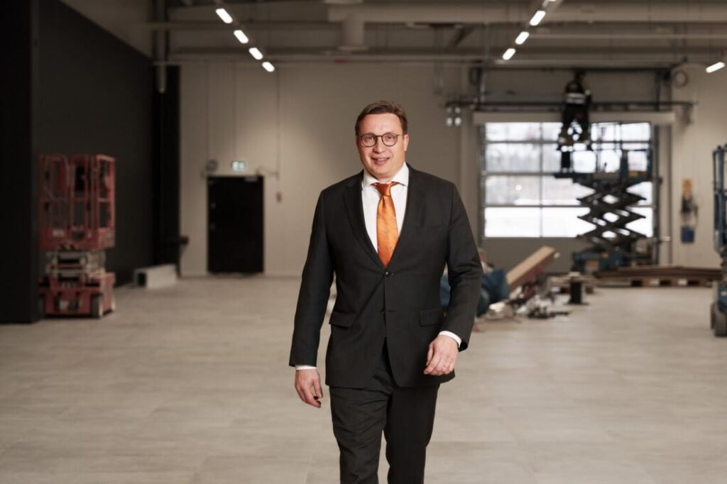 Useiden autoliikkeiden keskittymä Vantaanportissa