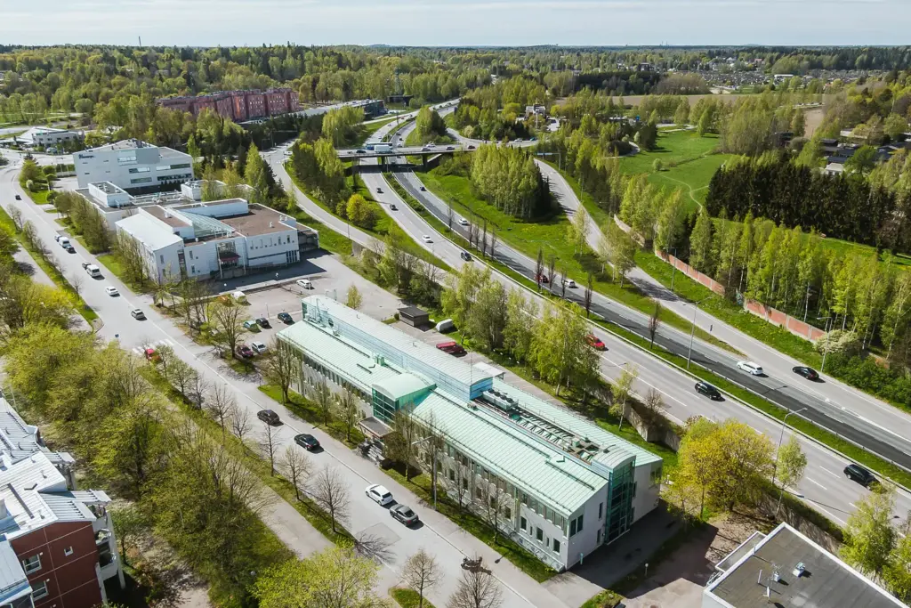 Helsingin Rälssintie 10